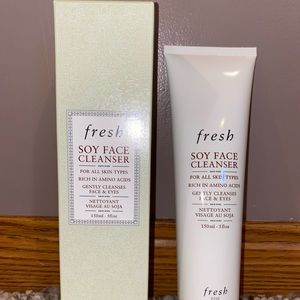 Fresh Soy Face Cleanser